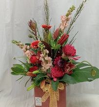 Load image into Gallery viewer, Florist&#39;s Choice
