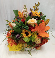 Load image into Gallery viewer, Florist&#39;s Choice
